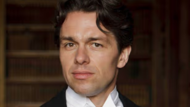 Julian Ovenden