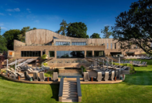 South Lodge Hotel