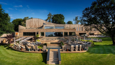 South Lodge Hotel